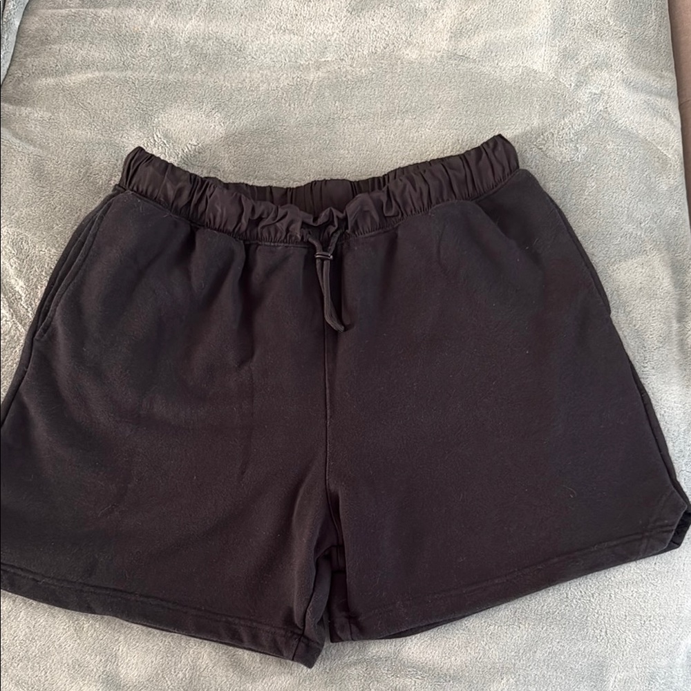 Forever 21 Black Athletic Shorts Elastic Waistband